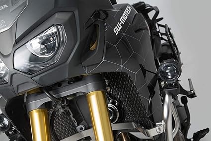 EVO Kit de feux longue portée universel. Noir. Avec étriers de fixation pour phares